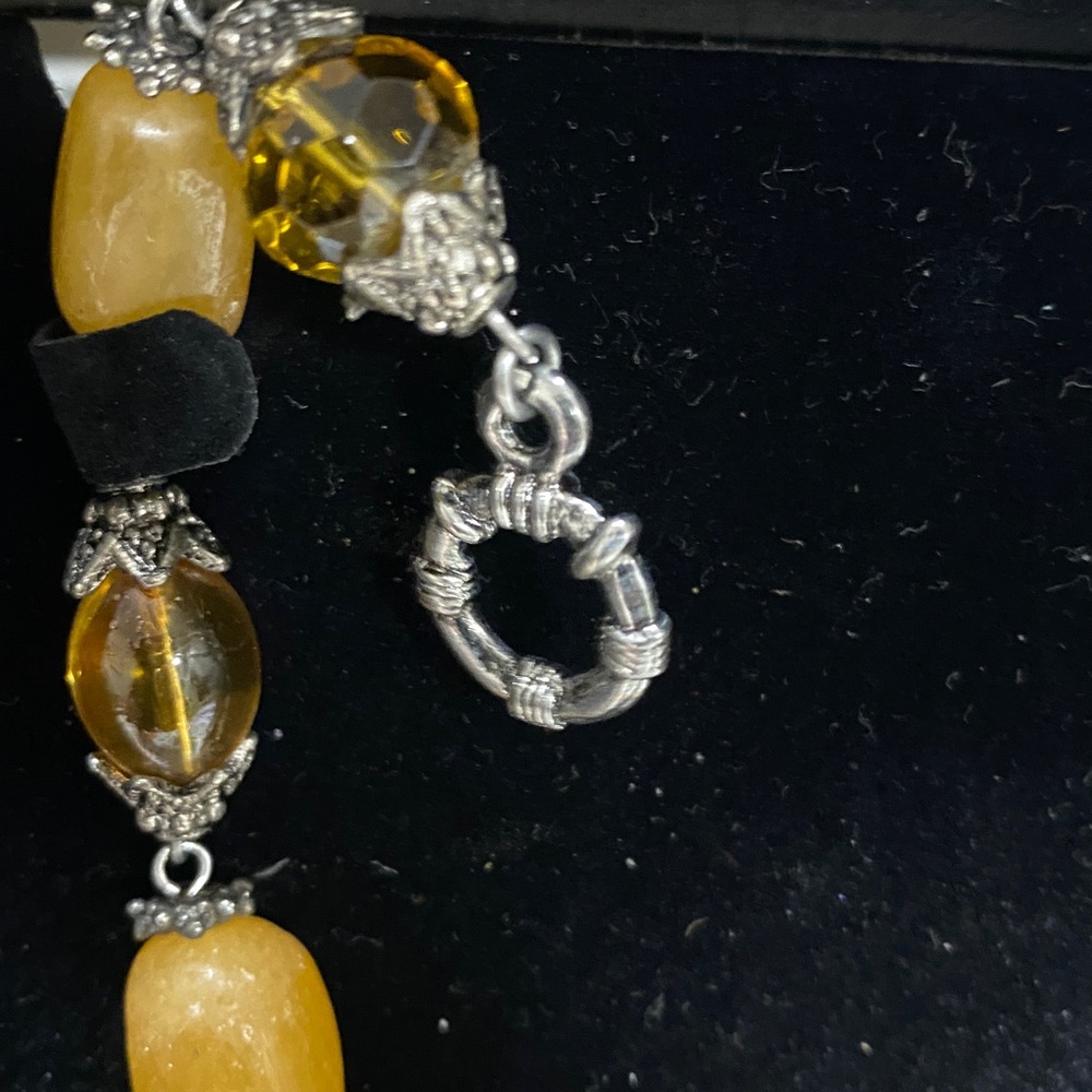 Vintage Yellow Beaded Necklace Pendant - Picture 9 of 9